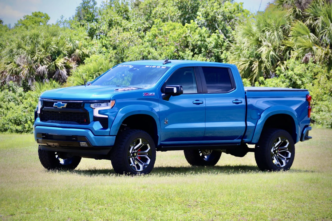2023 Chevrolet Silverado 4th Gen - Image 3 of 31