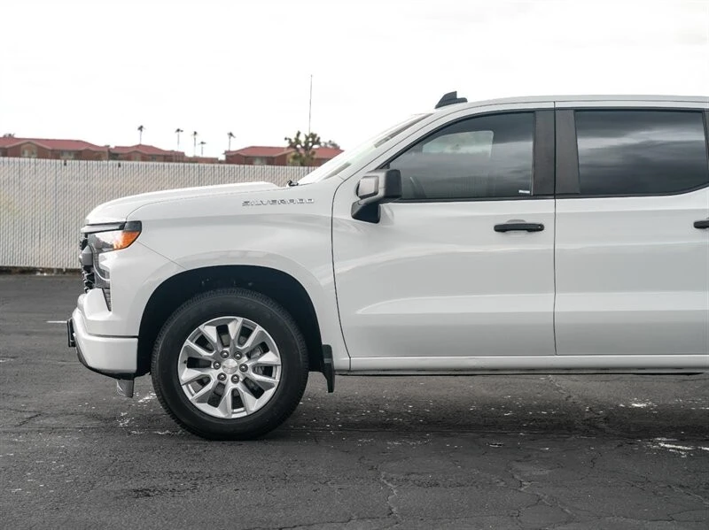 2023 Chevrolet Silverado 4th Gen - Image 5 of 21