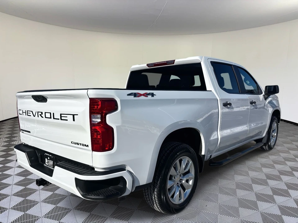 2023 Chevrolet Silverado 4th Gen - Image 3 of 21