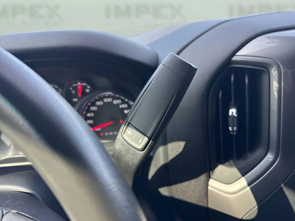 2023 Chevrolet Silverado 4th Gen - Image 15 of 21