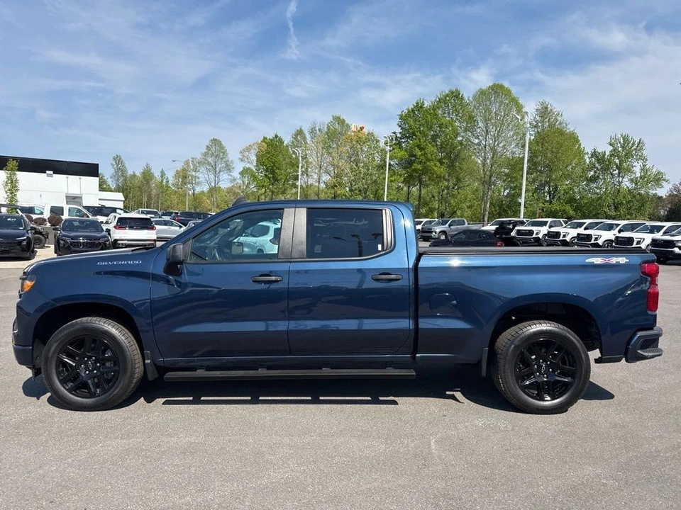 2023 Chevrolet Silverado 4th Gen - Image 2 of 21