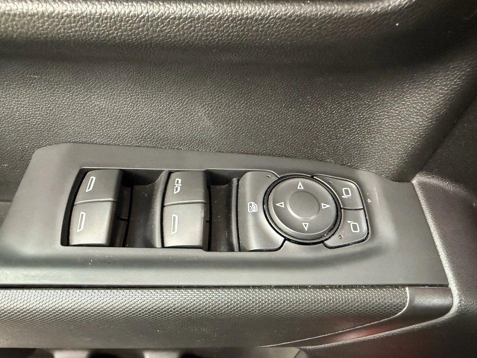 2023 Chevrolet Silverado 4th Gen - Image 13 of 21