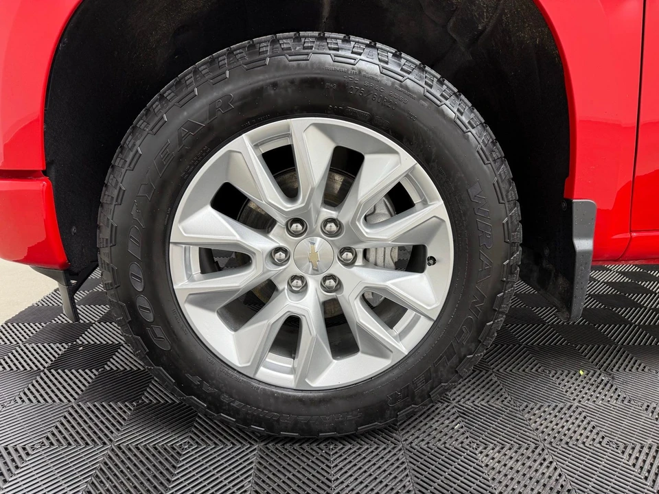 2023 Chevrolet Silverado 4th Gen - Image 11 of 21
