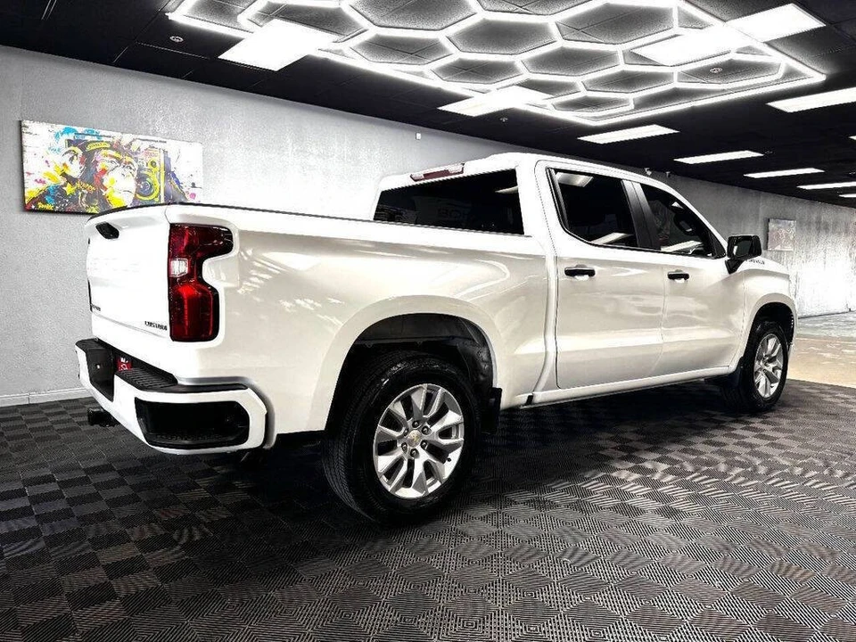 2023 Chevrolet Silverado 4th Gen - Image 15 of 21