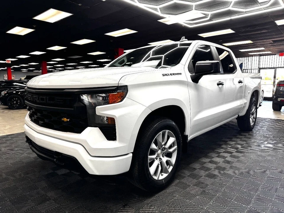 2023 Chevrolet Silverado 4th Gen - Image 6 of 12