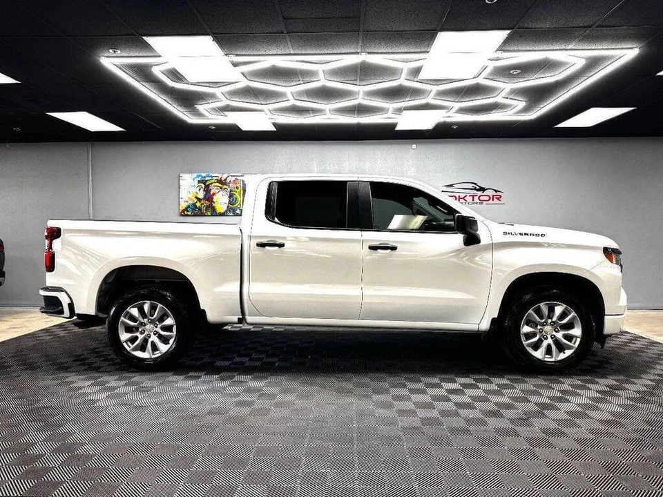 2023 Chevrolet Silverado 4th Gen - Image 17 of 21