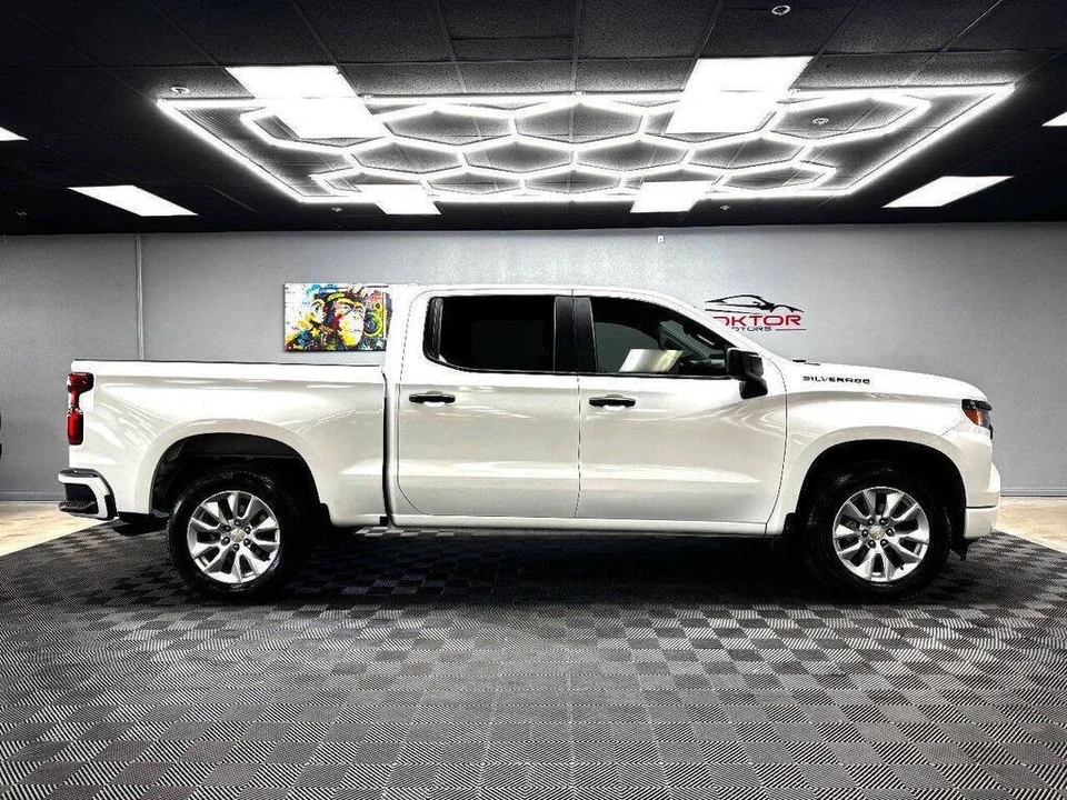 2023 Chevrolet Silverado 4th Gen - Image 16 of 21