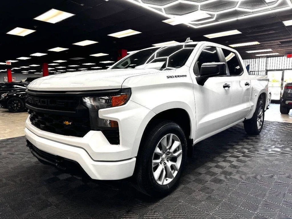 2023 Chevrolet Silverado 4th Gen - Image 7 of 21