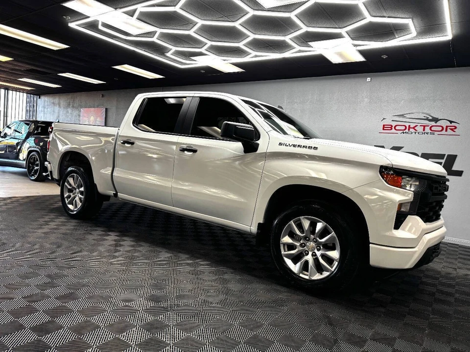 2023 Chevrolet Silverado 4th Gen - Image 2 of 12