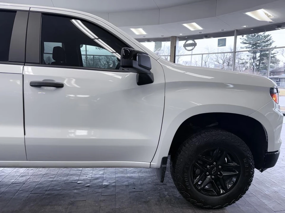 2023 Chevrolet Silverado 4th Gen - Image 6 of 12