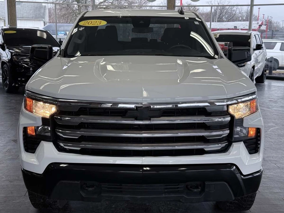 2023 Chevrolet Silverado 4th Gen - Image 3 of 21