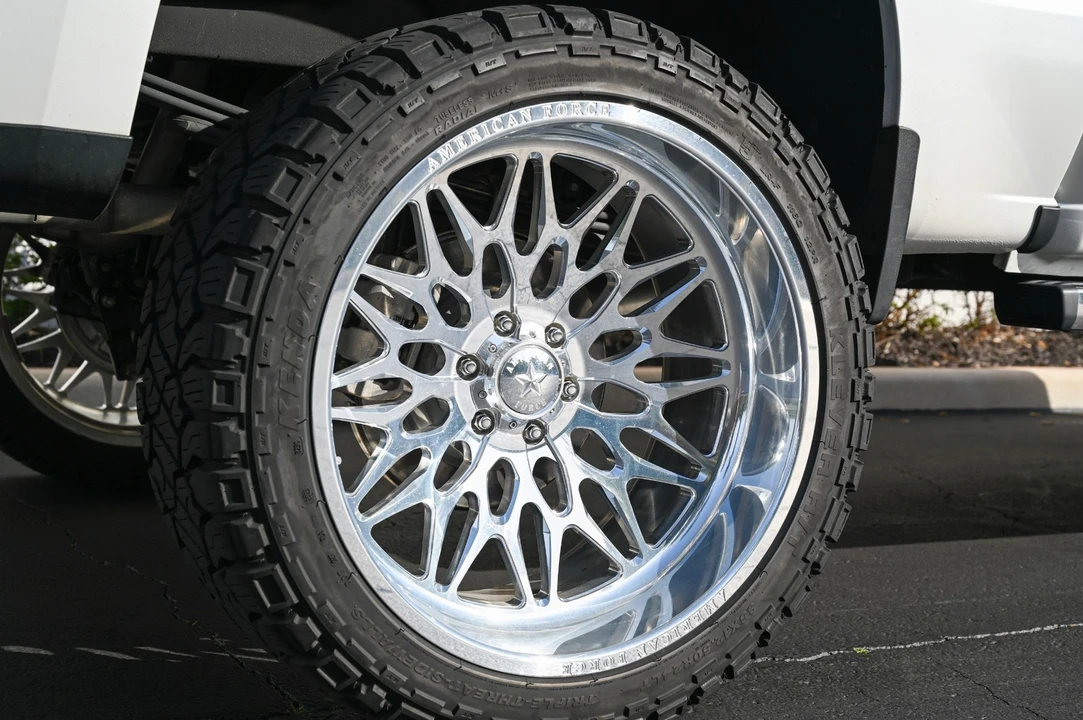 2023 Chevrolet Silverado 4th Gen - Image 16 of 21