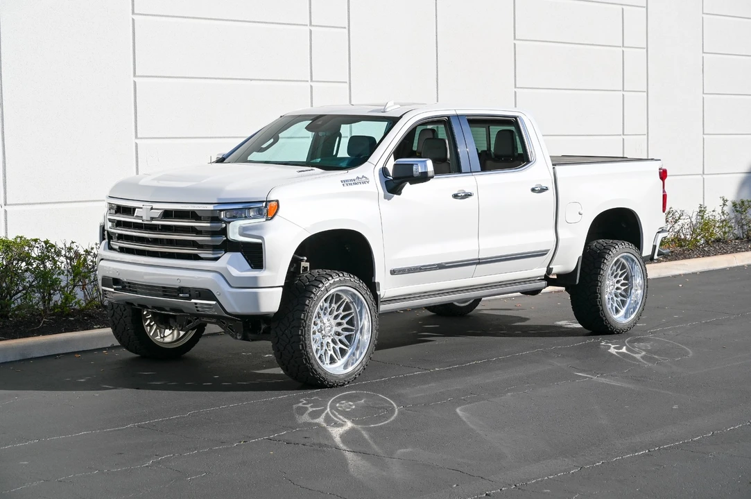2023 Chevrolet Silverado 4th Gen - Image 19 of 21