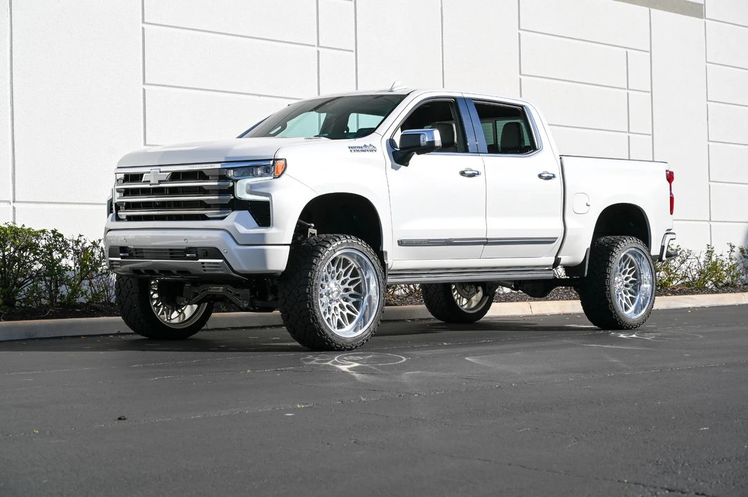 2023 Chevrolet Silverado 4th Gen - Image 20 of 21