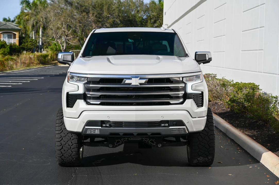 2023 Chevrolet Silverado 4th Gen - Image 10 of 21