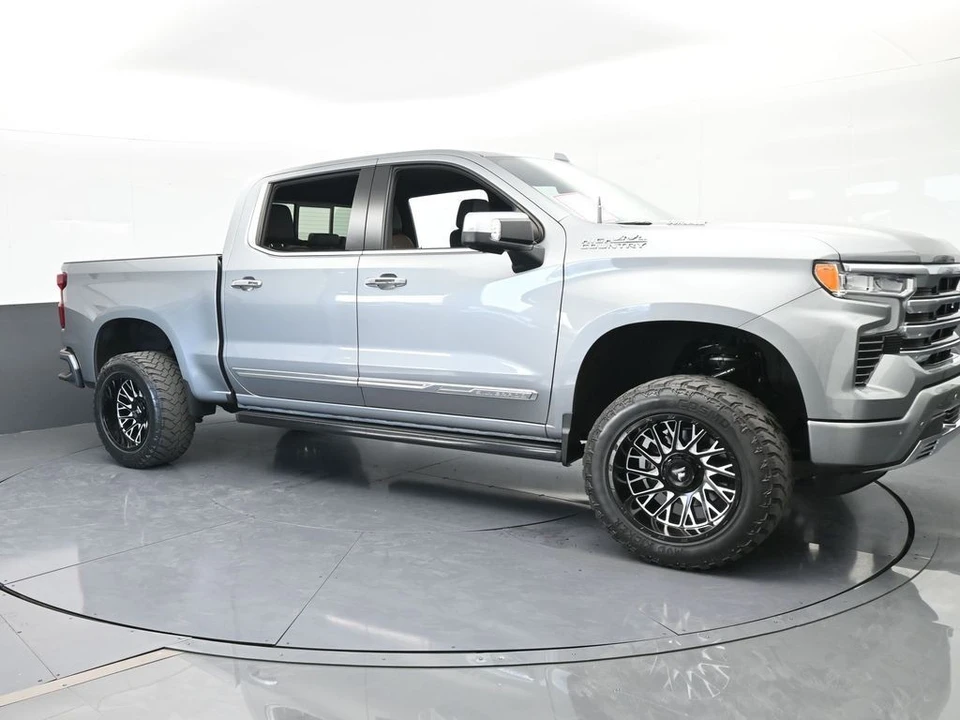 2023 Chevrolet Silverado 4th Gen - Image 8 of 12