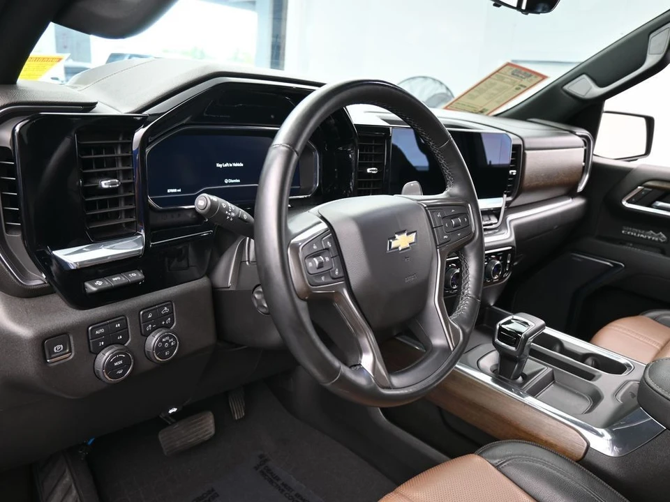 2023 Chevrolet Silverado 4th Gen - Image 10 of 12