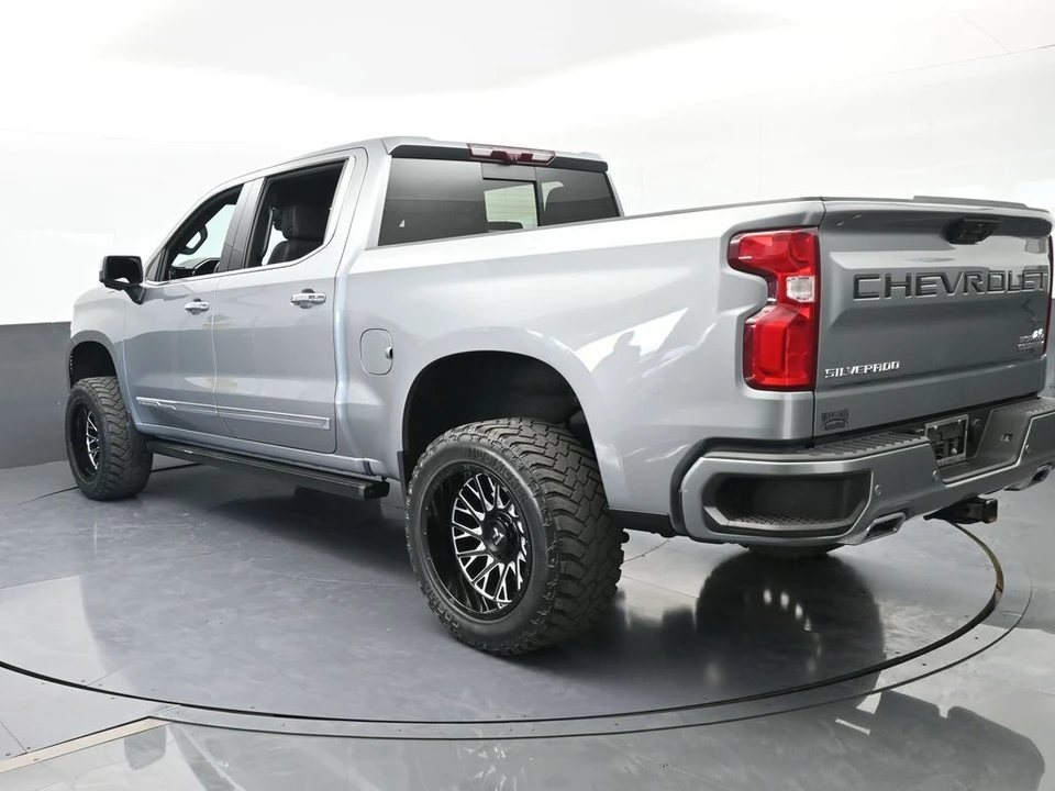 2023 Chevrolet Silverado 3rd Gen - Image 4 of 12