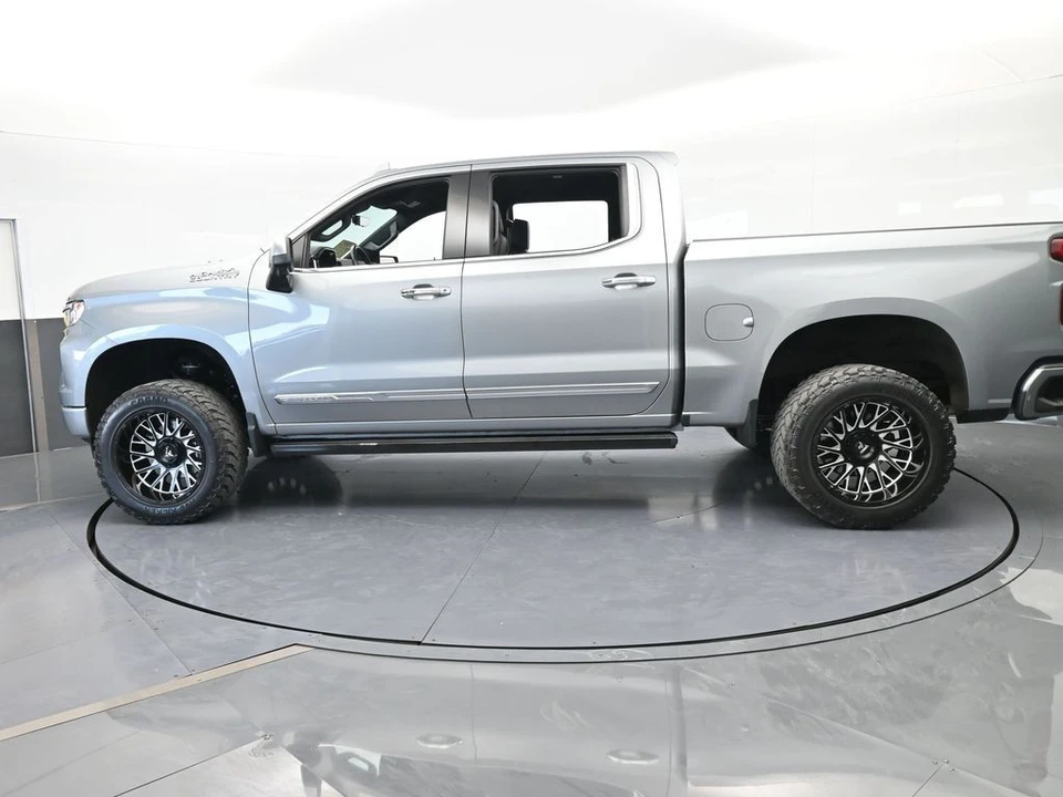 2023 Chevrolet Silverado 3rd Gen - Image 3 of 12