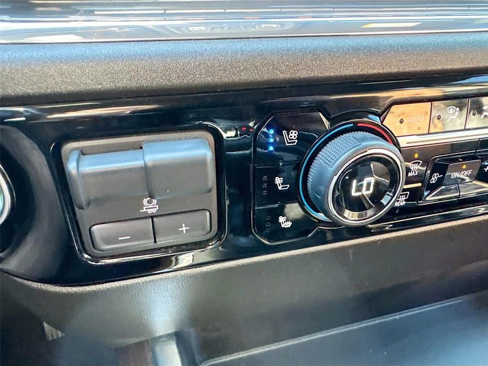 2023 Chevrolet Silverado 4th Gen - Image 12 of 21