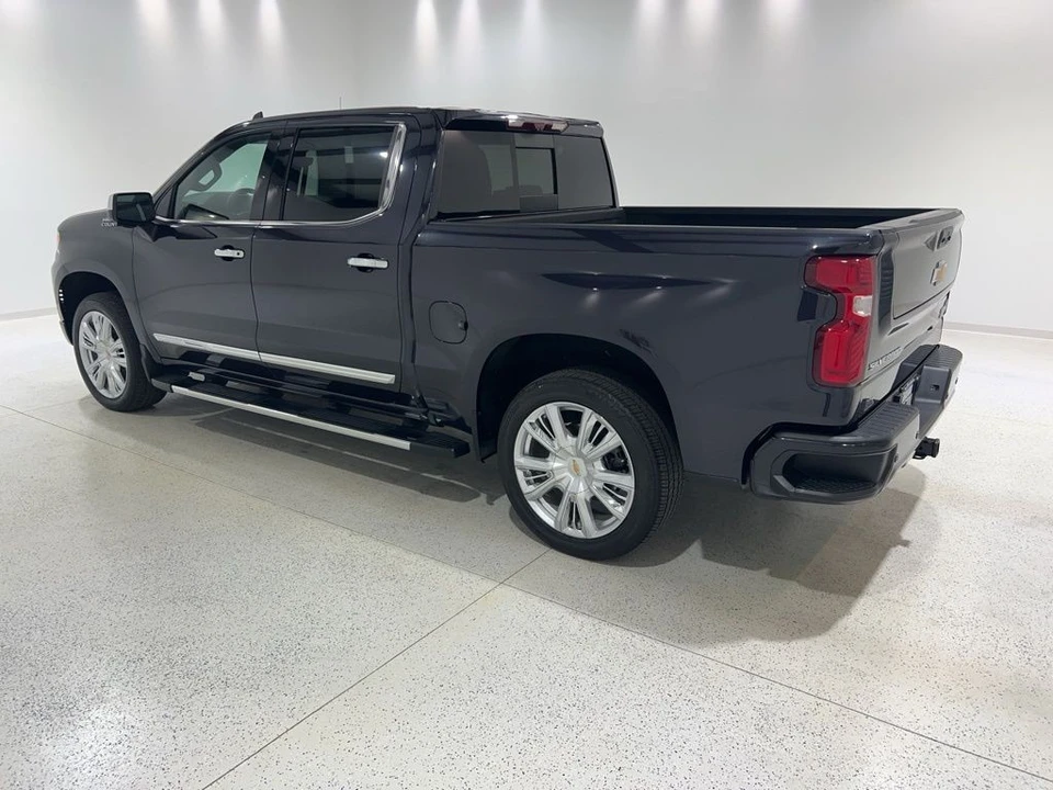 2023 Chevrolet Silverado 4th Gen - Image 3 of 21