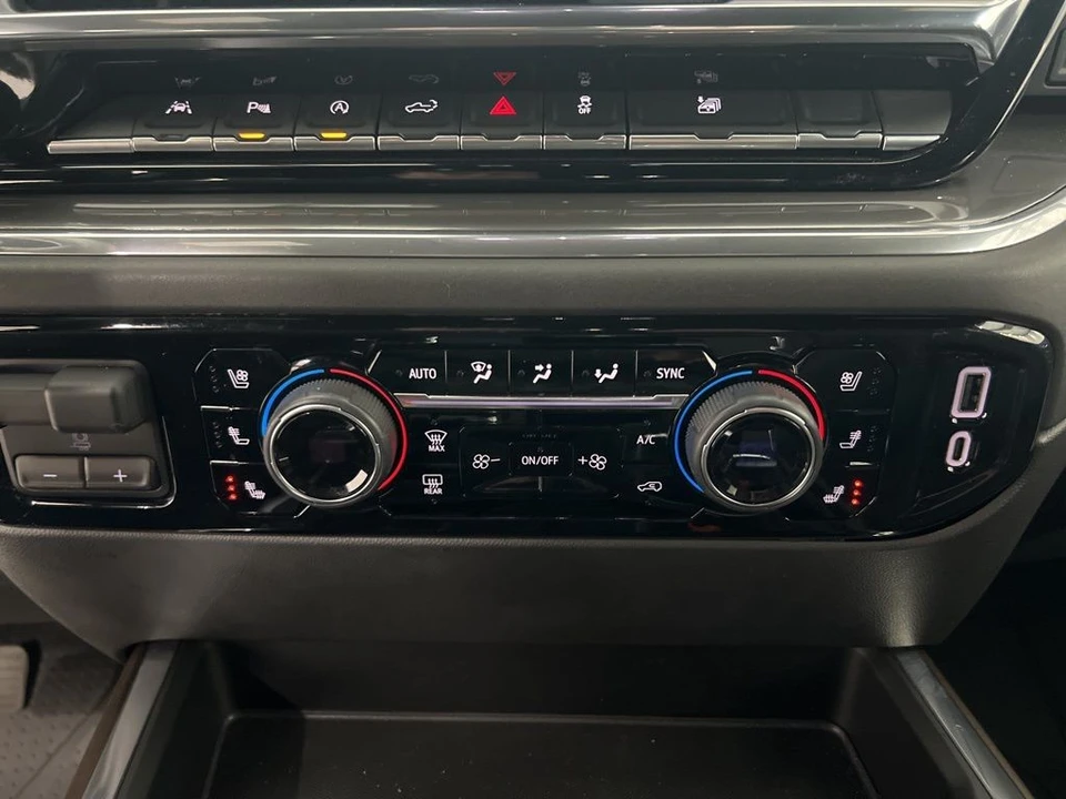 2023 Chevrolet Silverado 4th Gen - Image 15 of 21