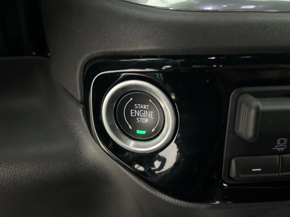 2023 Chevrolet Silverado 4th Gen - Image 14 of 21