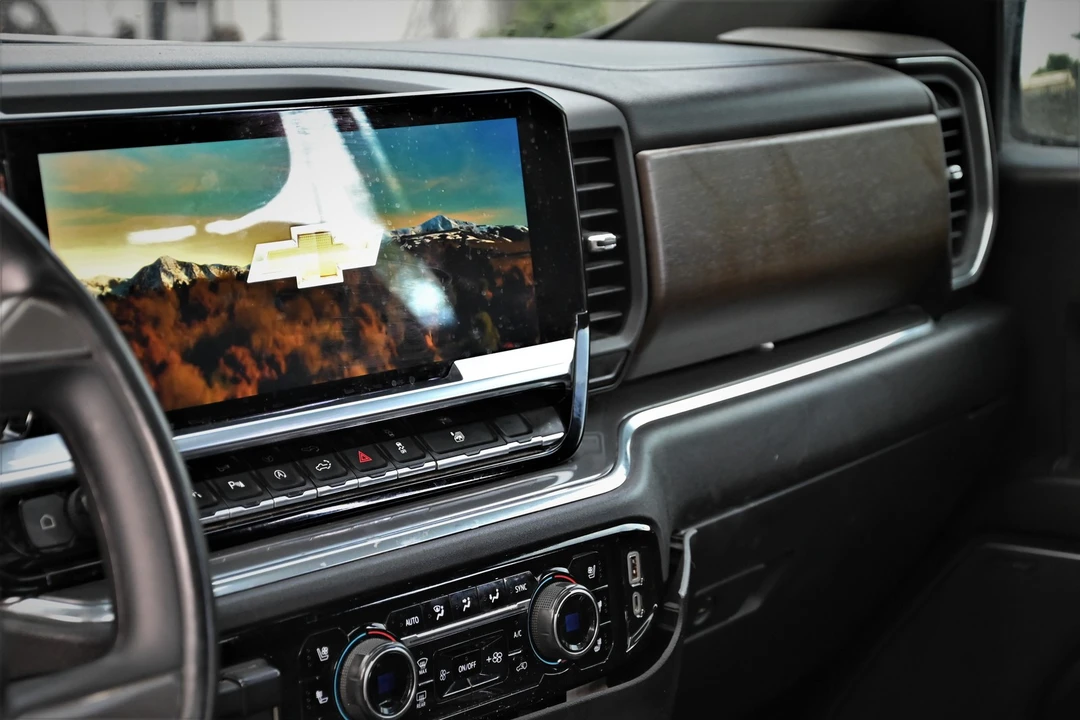 2023 Chevrolet Silverado 4th Gen - Image 10 of 19