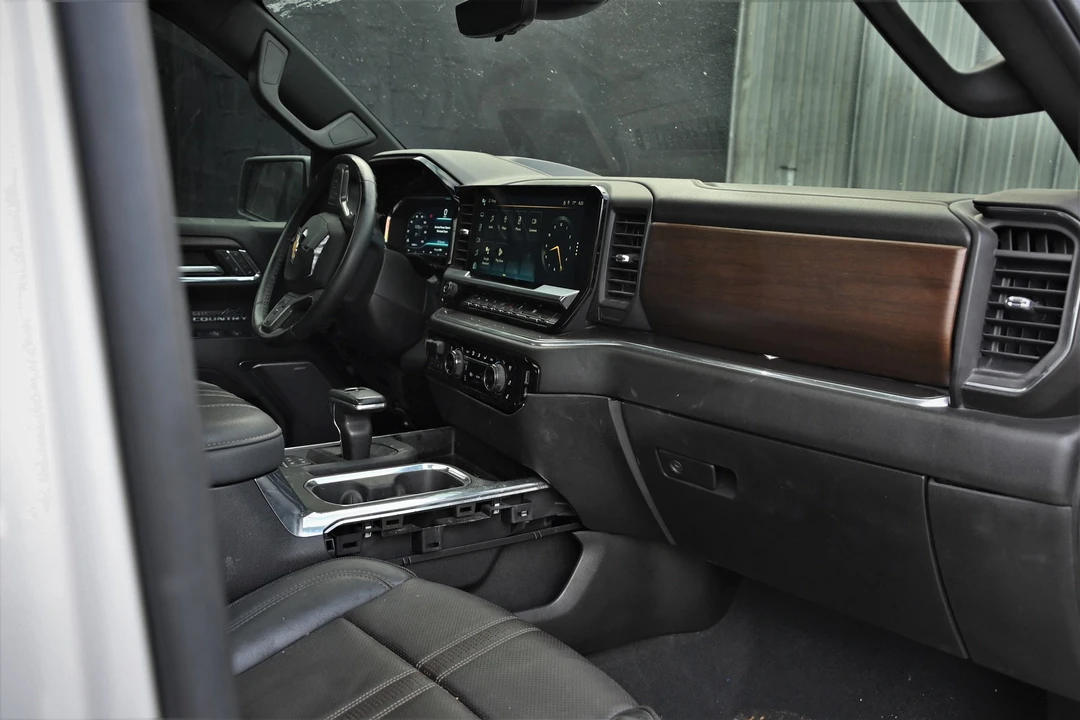 2023 Chevrolet Silverado 4th Gen - Image 14 of 19
