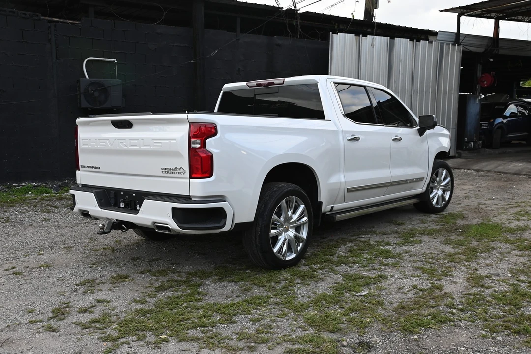 2023 Chevrolet Silverado 4th Gen - Image 3 of 19