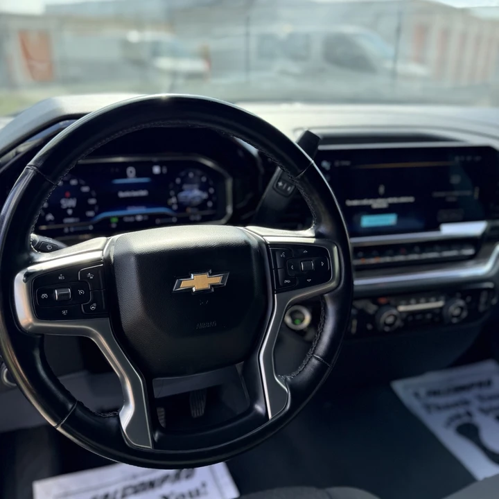 2023 Chevrolet Silverado 4th Gen - Image 19 of 21