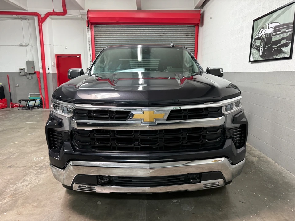 2023 Chevrolet Silverado 4th Gen - Image 2 of 21