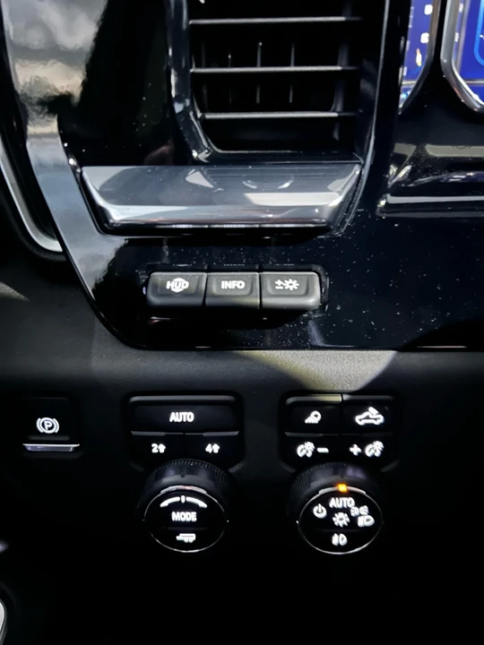 2023 Chevrolet Silverado 4th Gen - Image 18 of 21
