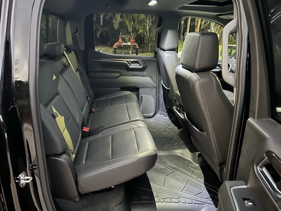 2023 Chevrolet Silverado 4th Gen - Image 14 of 21