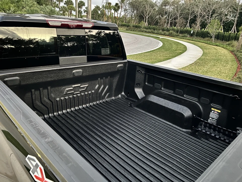 2023 Chevrolet Silverado 4th Gen - Image 10 of 21