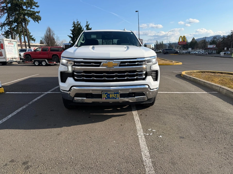 2023 Chevrolet Silverado 4th Gen - Image 12 of 13
