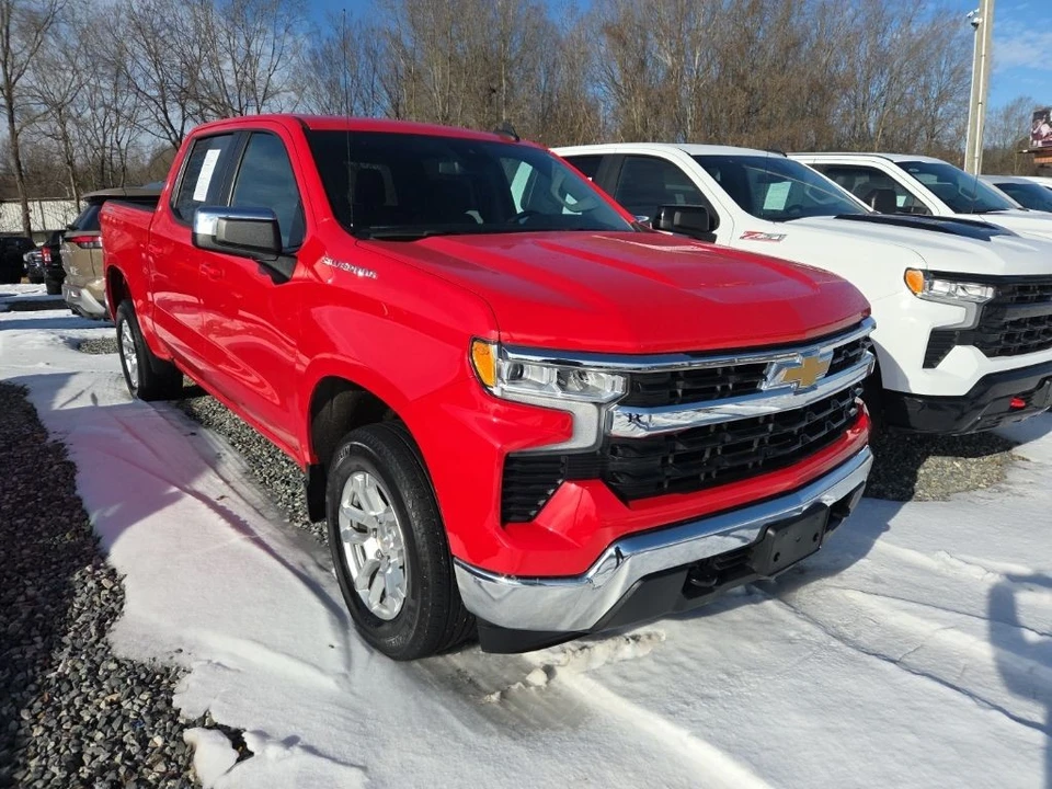 2023 Chevrolet Silverado 4th Gen - Image 2 of 4