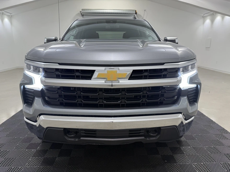 2023 Chevrolet Silverado 4th Gen - Image 2 of 12