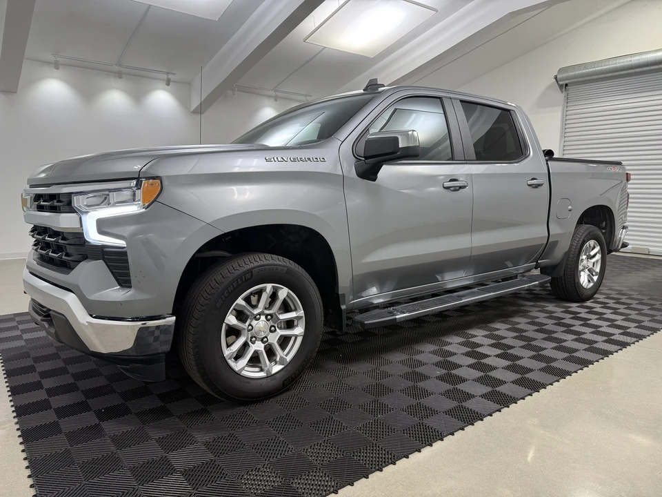 2023 Chevrolet Silverado 4th Gen - Image 4 of 12