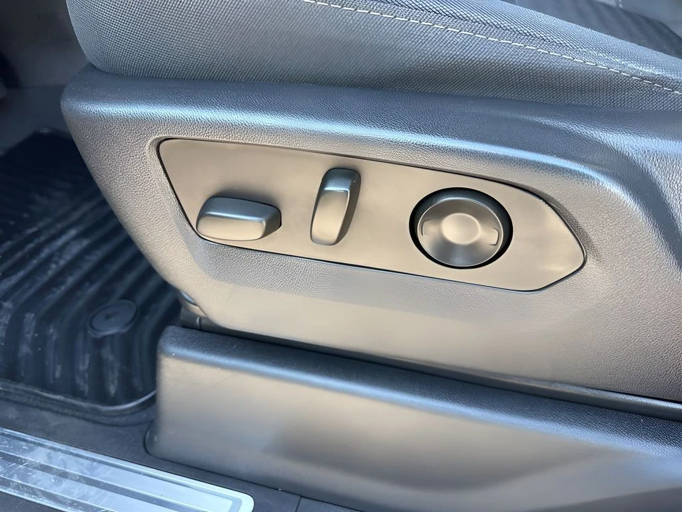 2023 Chevrolet Silverado 4th Gen - Image 10 of 12