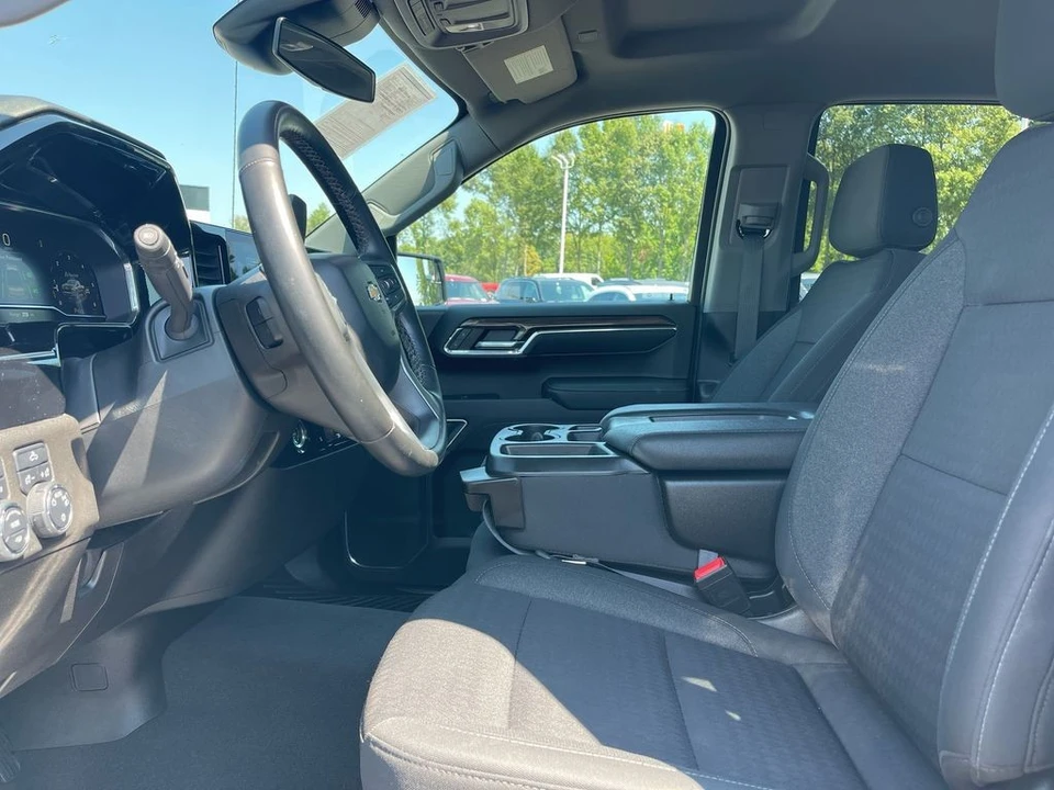 2023 Chevrolet Silverado 4th Gen - Image 9 of 12