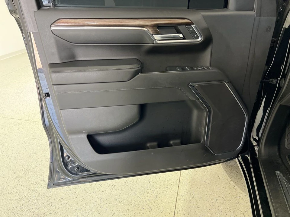 2023 Chevrolet Silverado 4th Gen - Image 19 of 21
