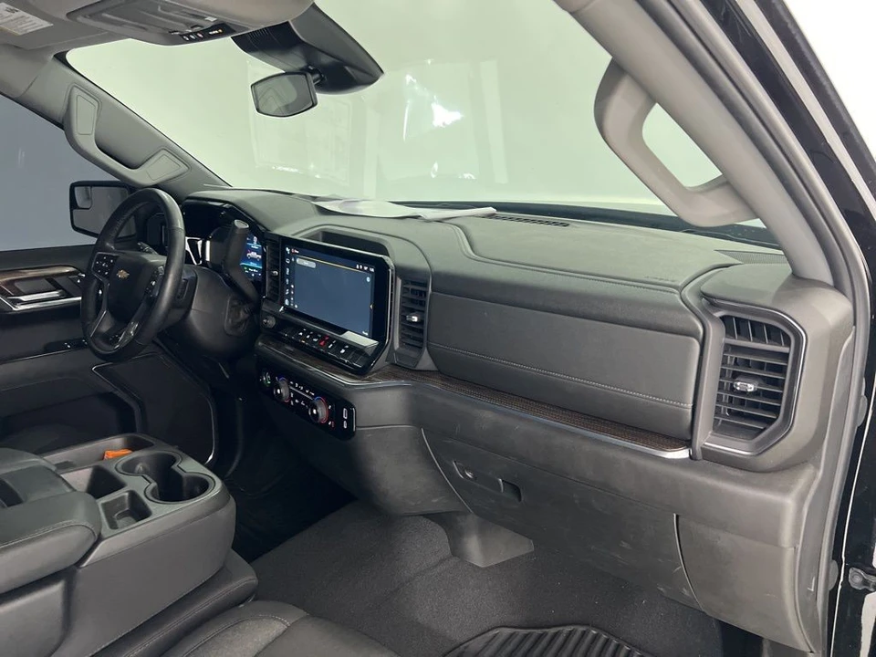 2023 Chevrolet Silverado 4th Gen - Image 24 of 28