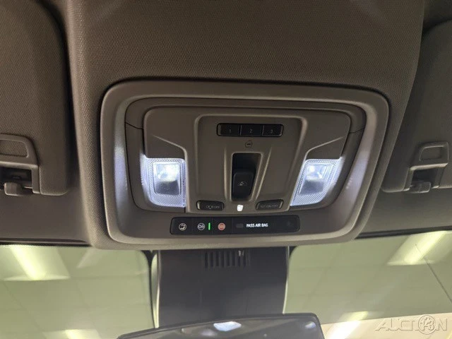 2023 Chevrolet Silverado 4th Gen - Image 18 of 19