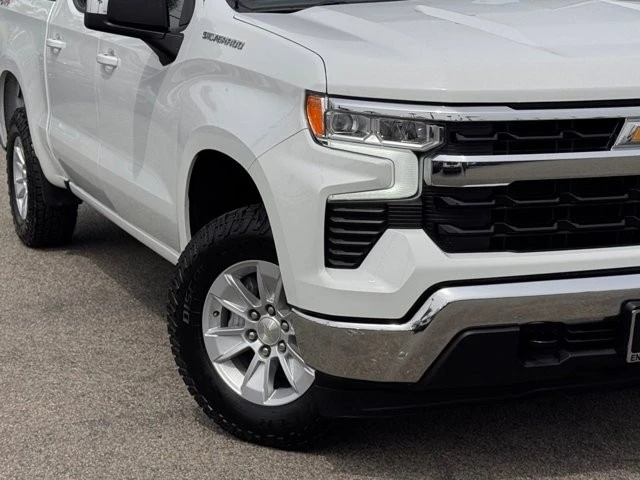 2023 Chevrolet Silverado 4th Gen - Image 4 of 21
