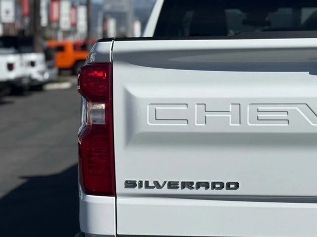 2023 Chevrolet Silverado 4th Gen - Image 8 of 21