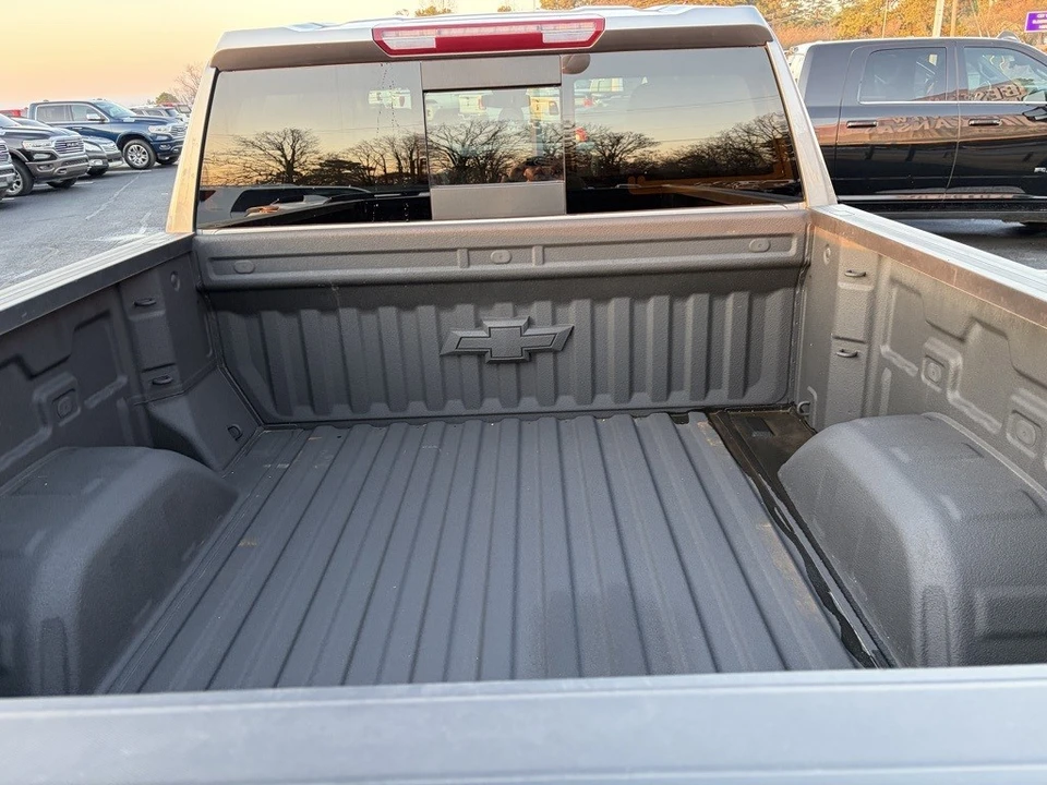 2023 Chevrolet Silverado 4th Gen - Image 6 of 12