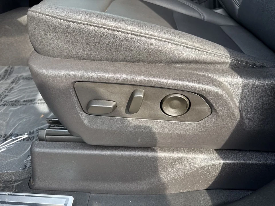 2023 Chevrolet Silverado 4th Gen - Image 10 of 21