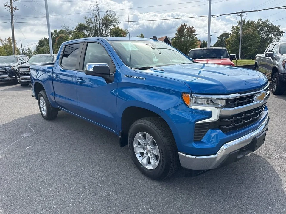 2023 Chevrolet Silverado 4th Gen - Image 7 of 21
