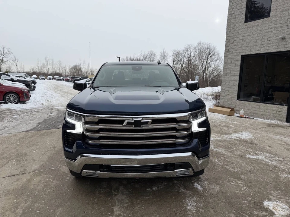 2023 Chevrolet Silverado 4th Gen - Image 3 of 20